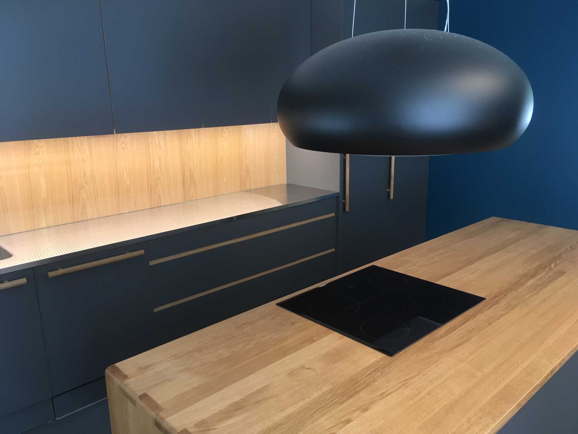 Pure Designin suunnittelema yhteisökeittiö - tilasuunnittelu